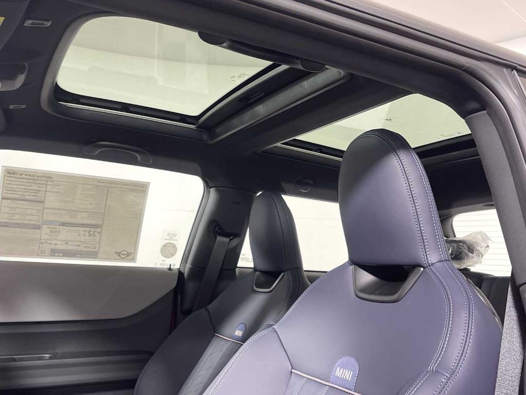 new 2025 MINI Hardtop car, priced at $36,775