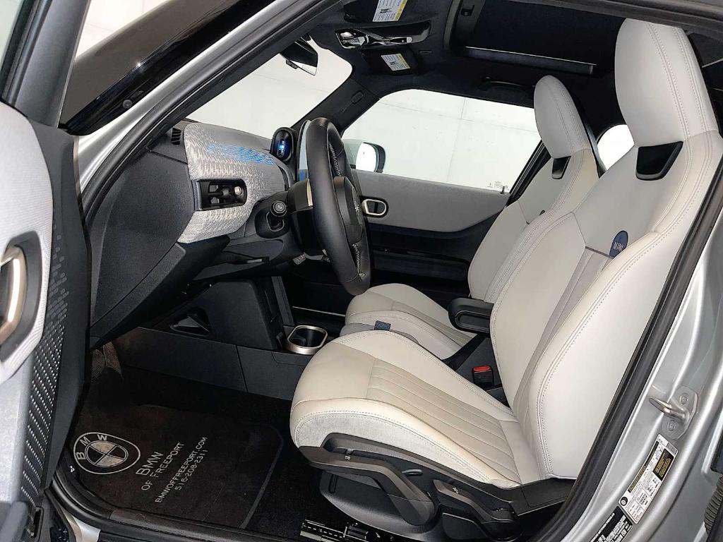 used 2025 MINI Hardtop car, priced at $29,943