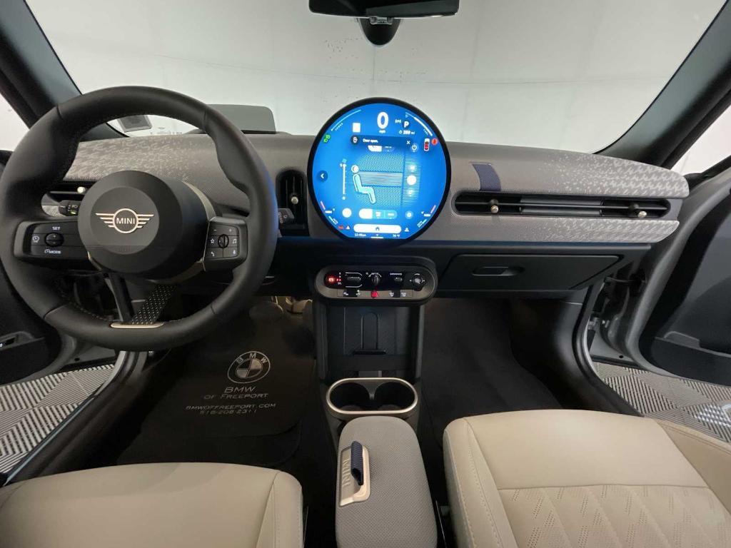 used 2025 MINI Hardtop car, priced at $29,943