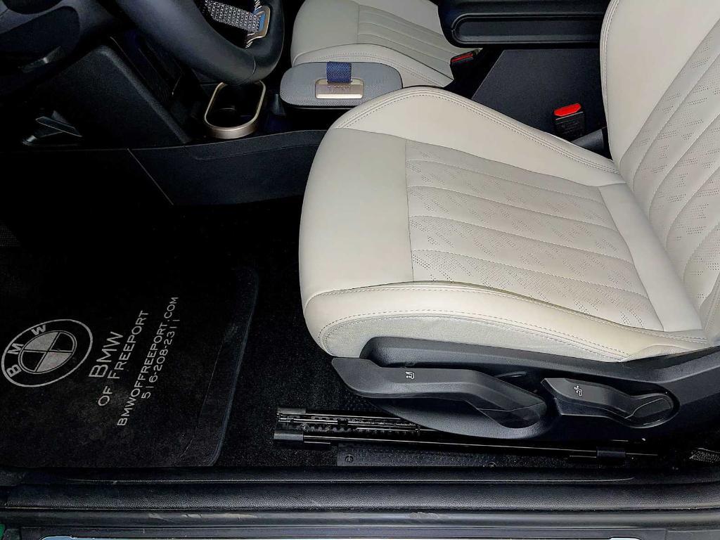used 2025 MINI Hardtop car, priced at $29,943