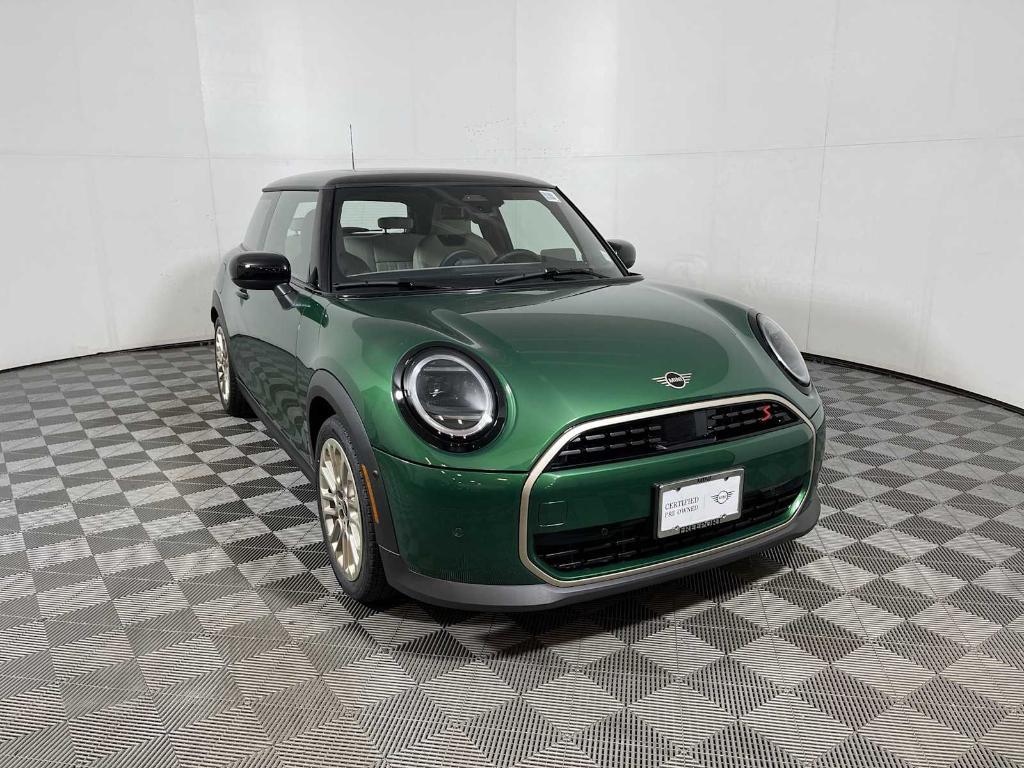 used 2025 MINI Hardtop car, priced at $29,943