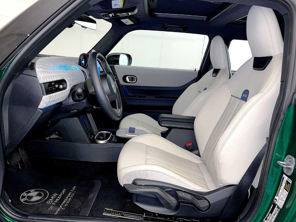 used 2025 MINI Hardtop car, priced at $29,943