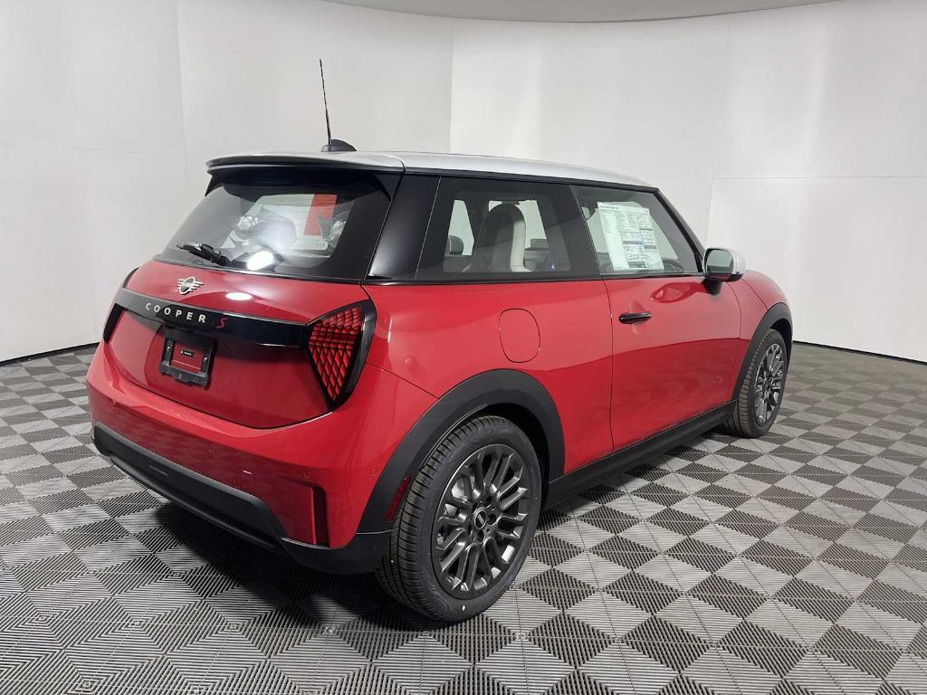 new 2025 MINI Hardtop car, priced at $36,595