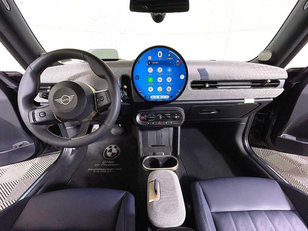 used 2025 MINI Hardtop car, priced at $33,493