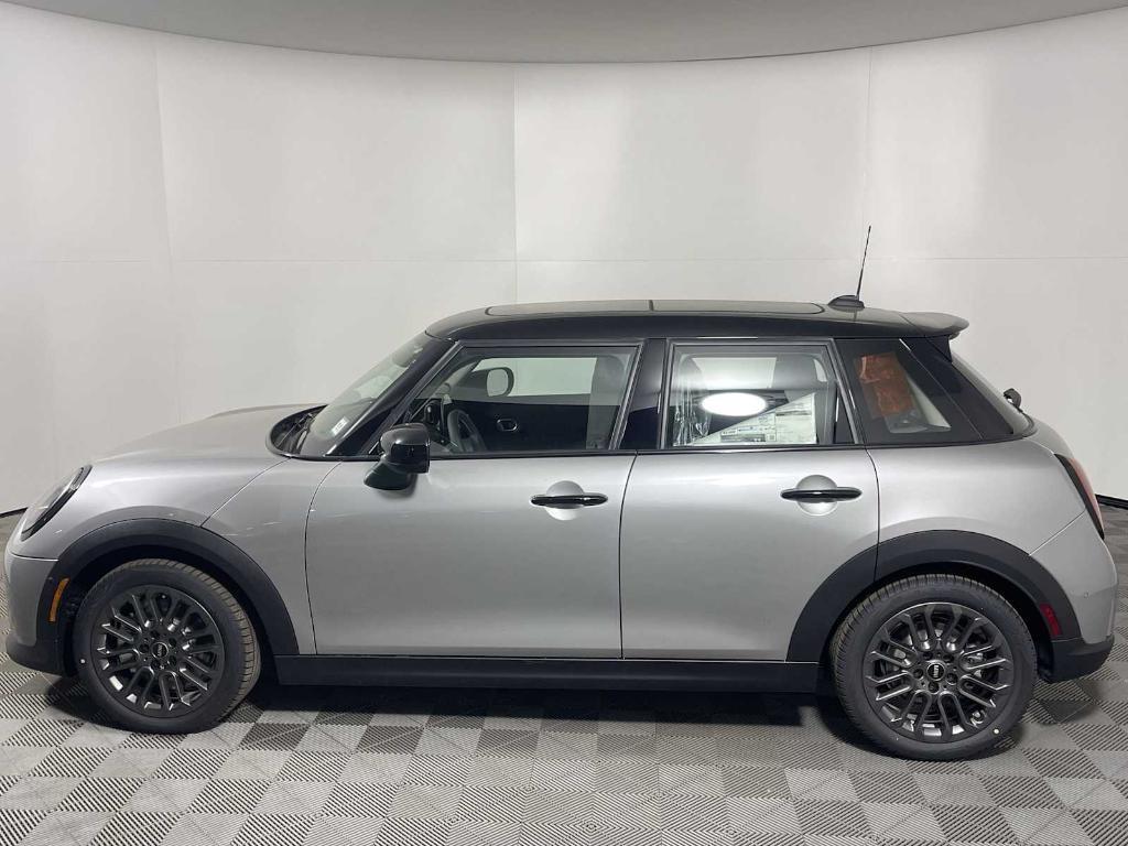 new 2025 MINI Hardtop car, priced at $37,785