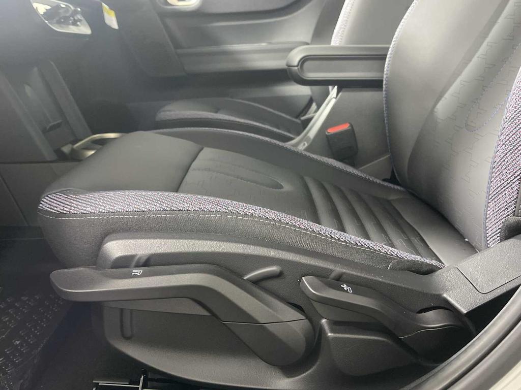 new 2025 MINI Hardtop car, priced at $37,785