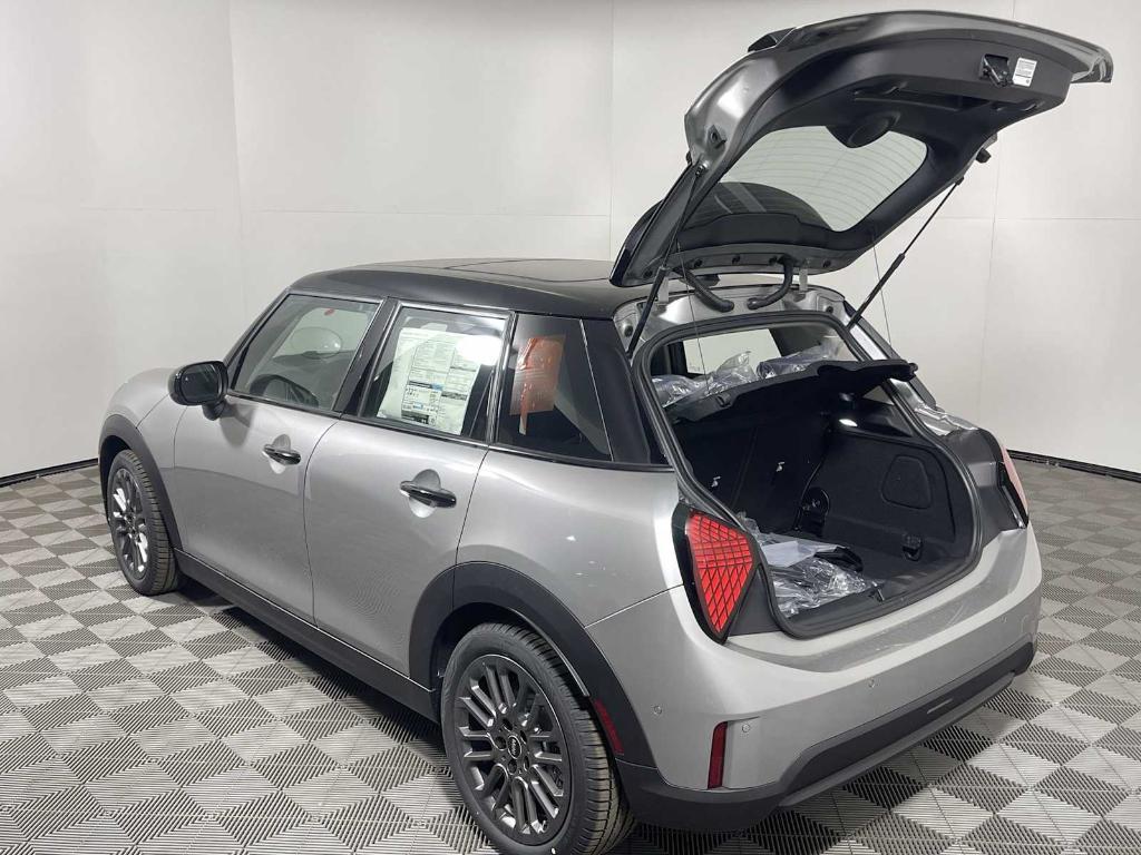 new 2025 MINI Hardtop car, priced at $37,785