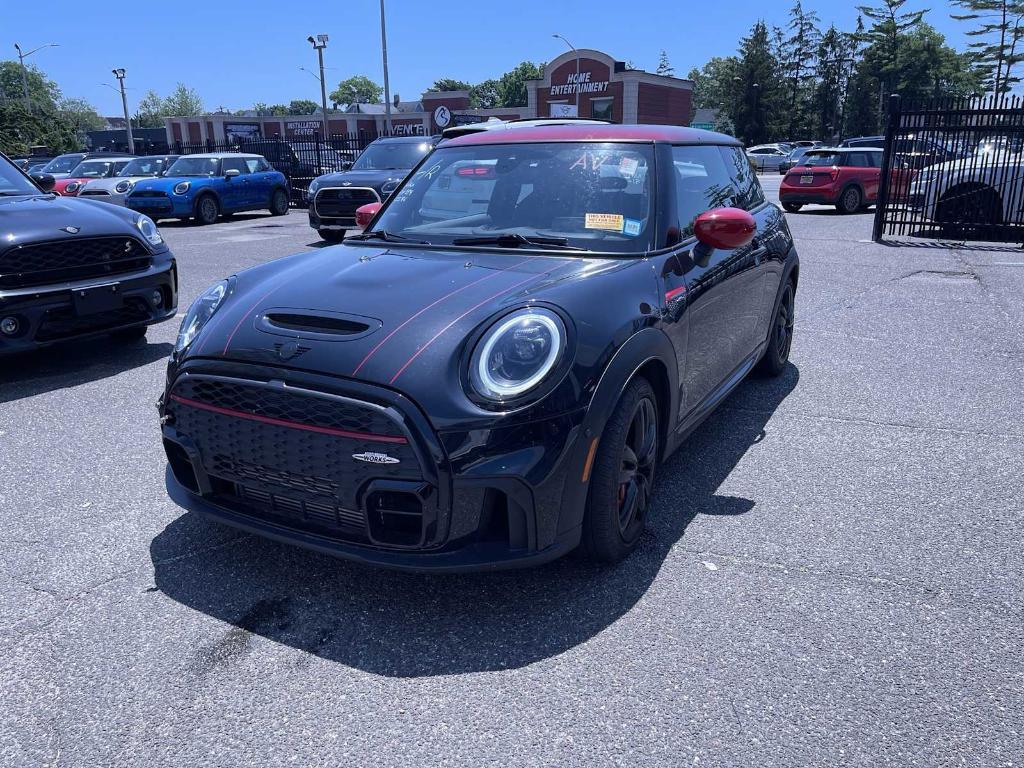 used 2023 MINI Hardtop car, priced at $33,493