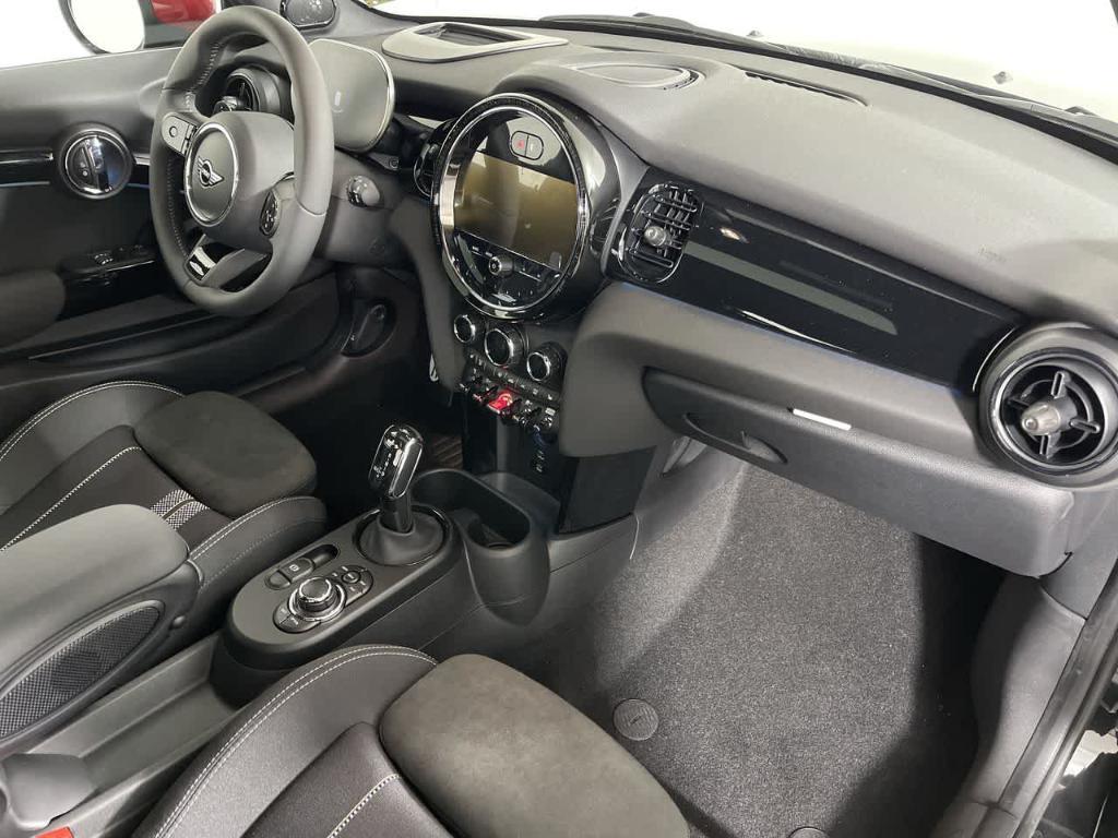 used 2023 MINI Hardtop car, priced at $33,493