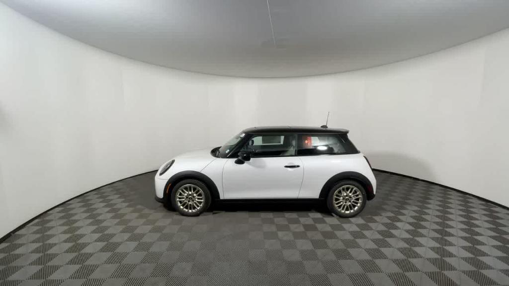 new 2025 MINI Hardtop car, priced at $36,595