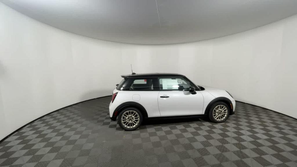 new 2025 MINI Hardtop car, priced at $36,595