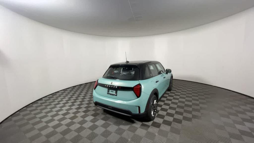 new 2025 MINI Hardtop car, priced at $36,895