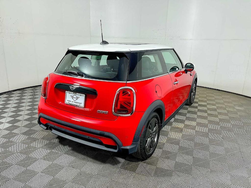 used 2022 MINI Hardtop car, priced at $21,888