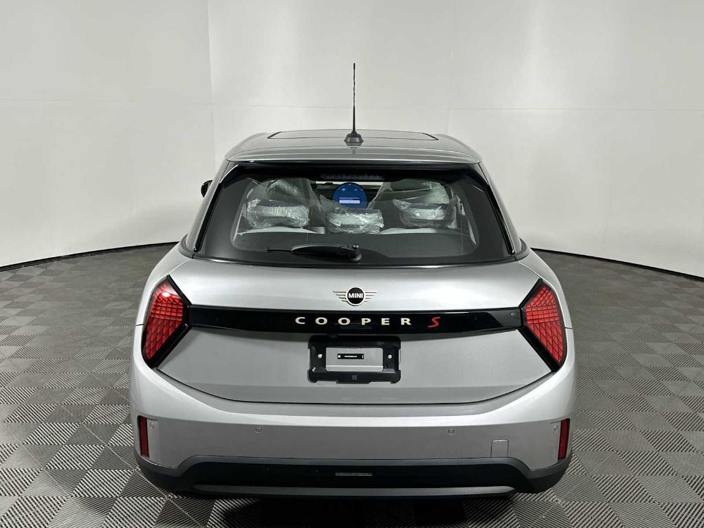 new 2025 MINI Hardtop car, priced at $36,775