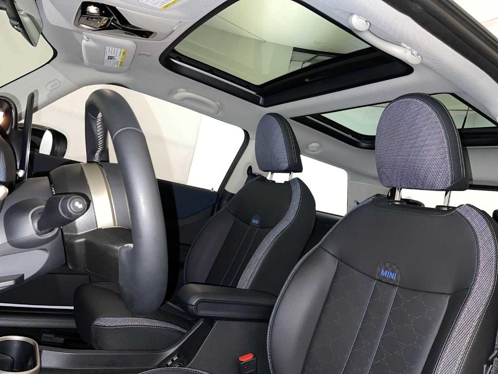 used 2025 MINI Hardtop car, priced at $30,493