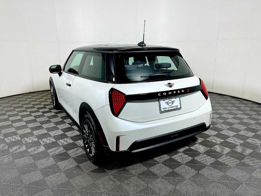 used 2025 MINI Hardtop car, priced at $30,493