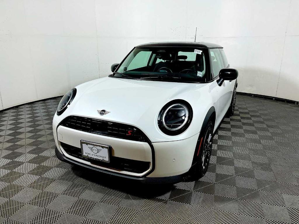 used 2025 MINI Hardtop car, priced at $30,493