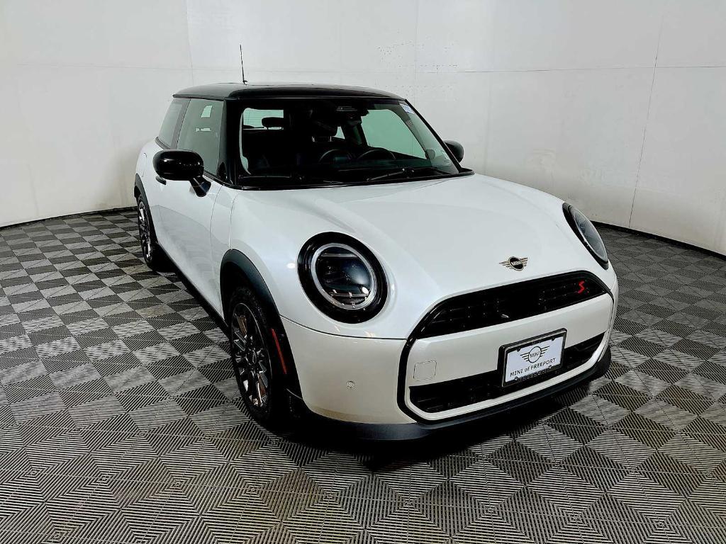 used 2025 MINI Hardtop car, priced at $30,493