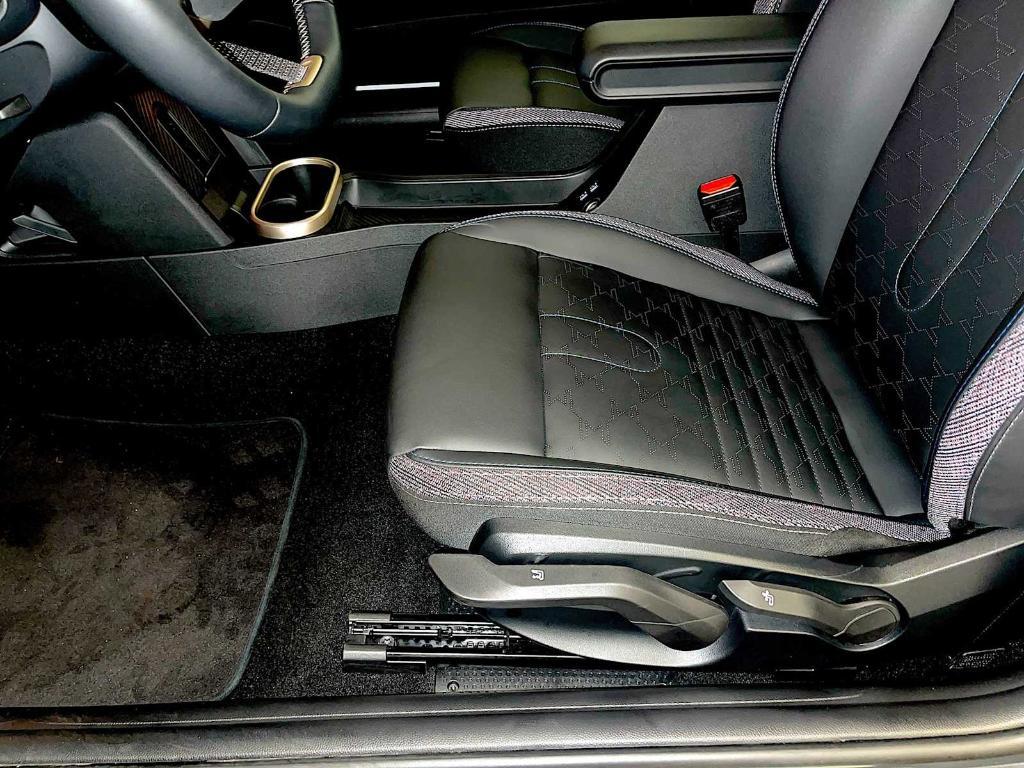 used 2025 MINI Hardtop car, priced at $30,493
