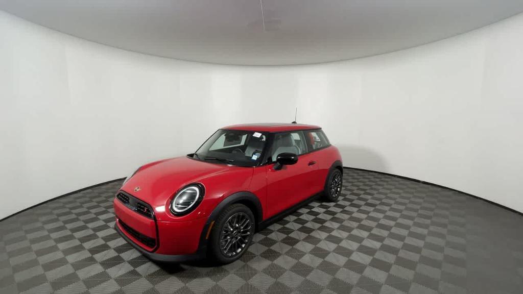 new 2025 MINI Hardtop car, priced at $35,595