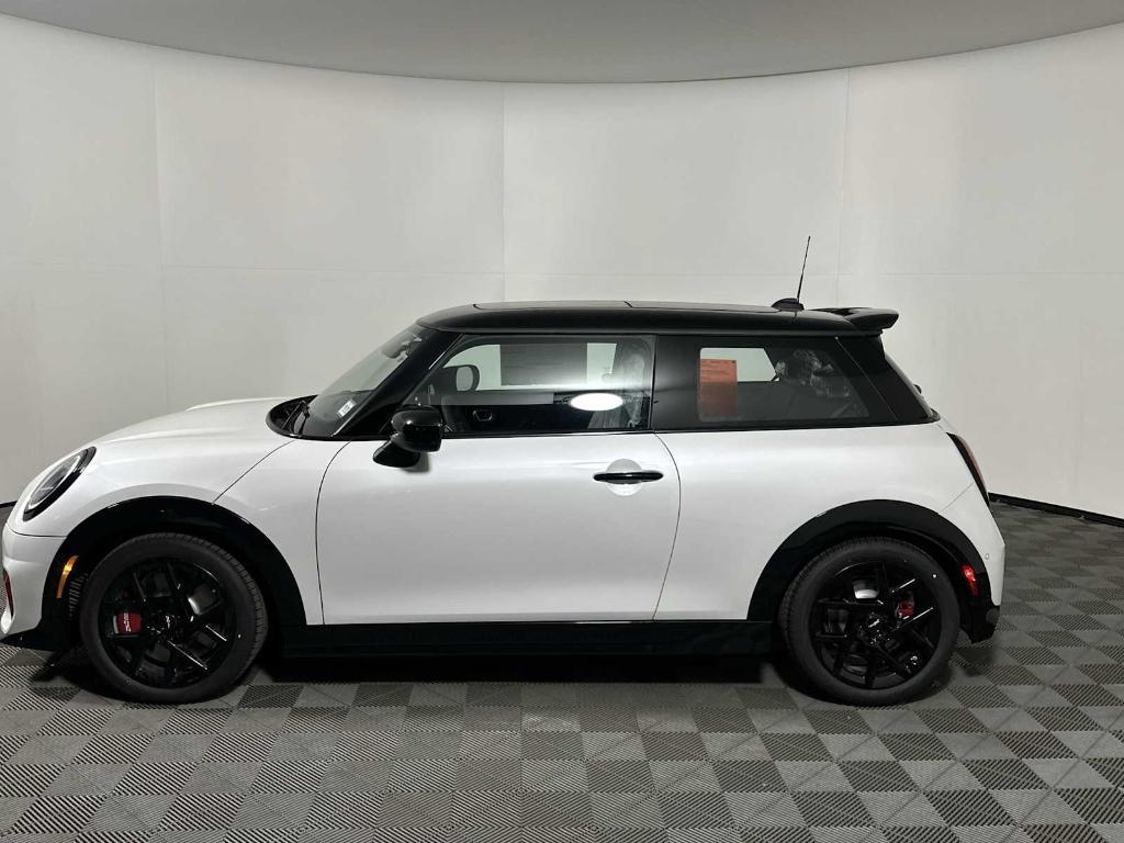 new 2025 MINI Hardtop car, priced at $44,135