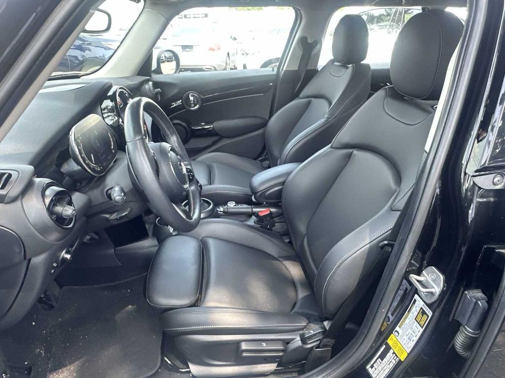 used 2023 MINI Hardtop car, priced at $25,943