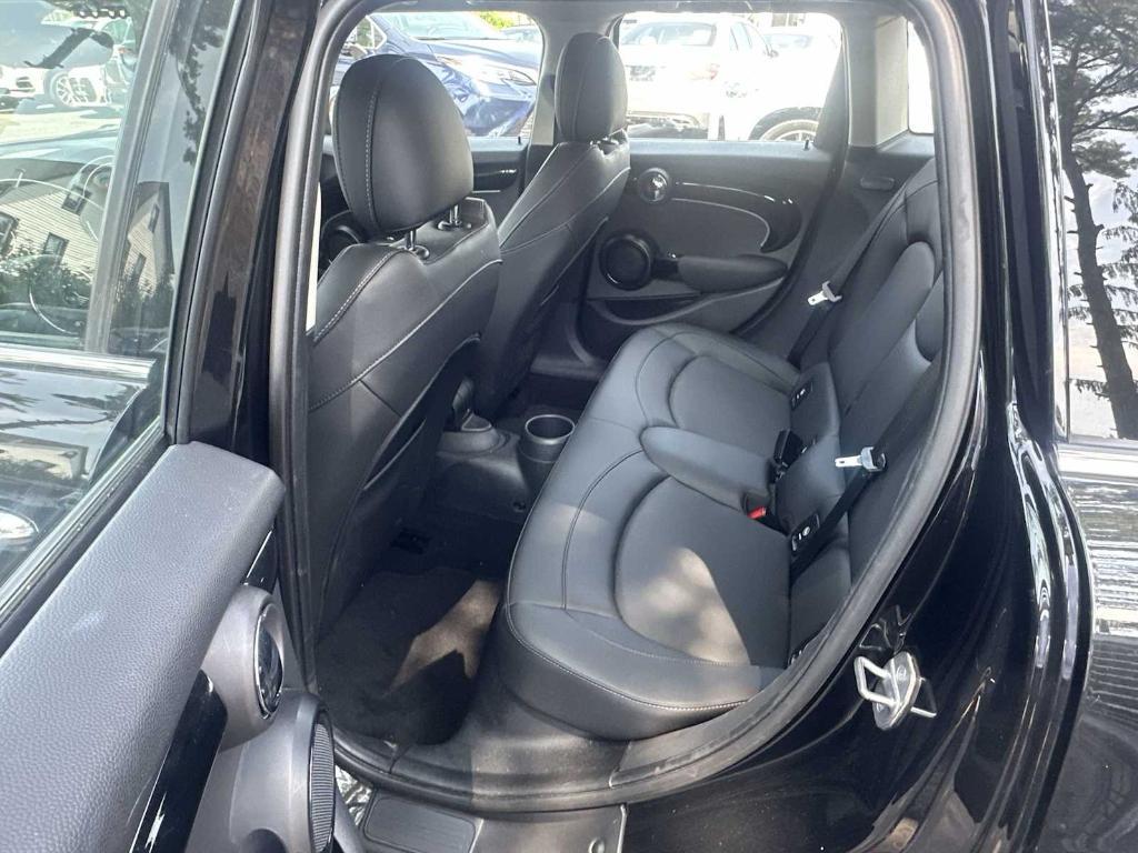 used 2023 MINI Hardtop car, priced at $25,943