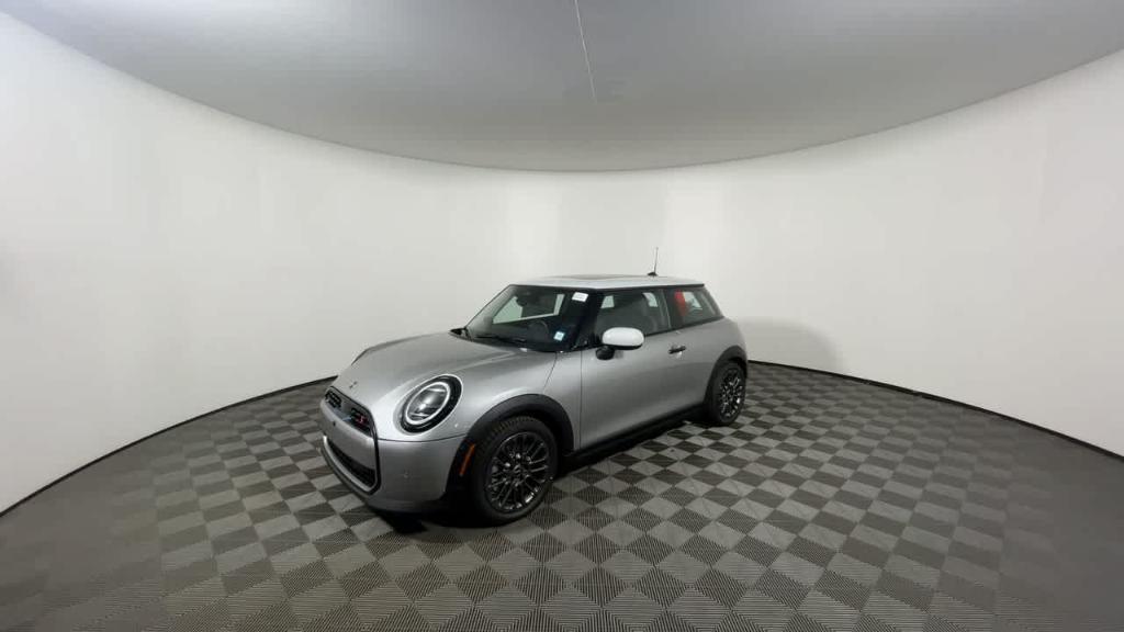 new 2025 MINI Hardtop car, priced at $37,295