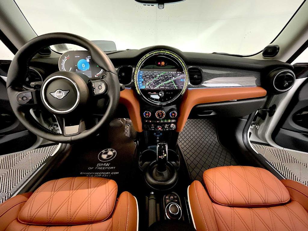 used 2022 MINI Hardtop car, priced at $23,998