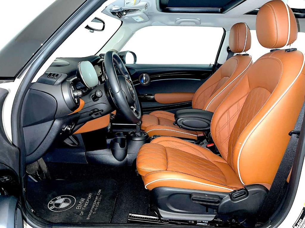 used 2022 MINI Hardtop car, priced at $23,998
