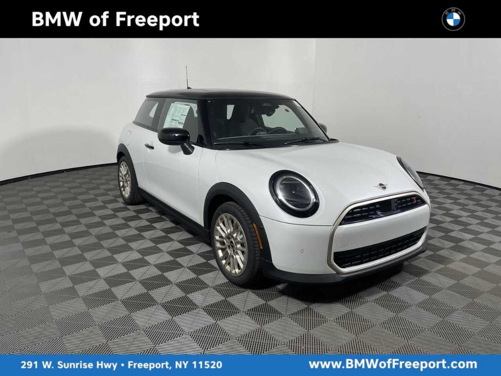 new 2025 MINI Hardtop car, priced at $36,745