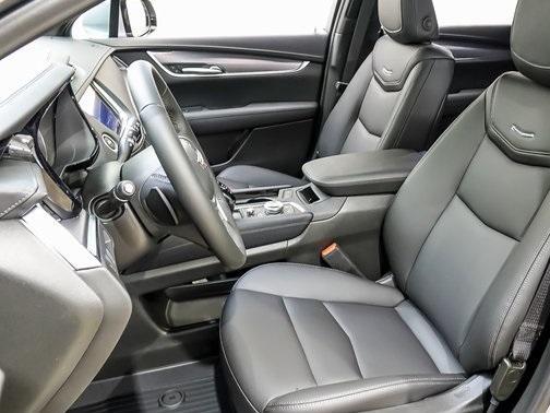 new 2025 Cadillac XT5 car, priced at $49,314