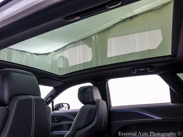 new 2025 Cadillac LYRIQ car, priced at $61,684