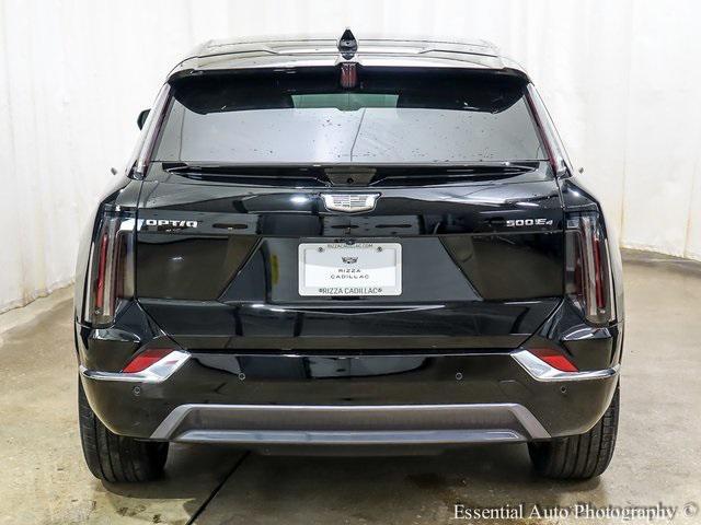 new 2025 Cadillac OPTIQ car, priced at $59,445