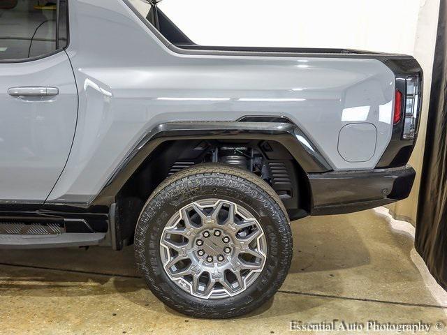 new 2025 GMC HUMMER EV Pickup car, priced at $108,560