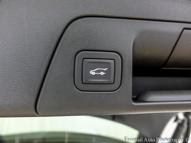 new 2025 Buick Envision car, priced at $39,740