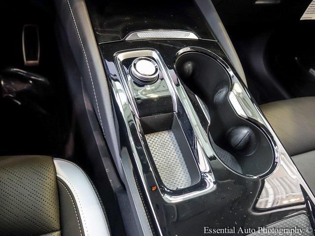 new 2025 Buick Envision car, priced at $42,365