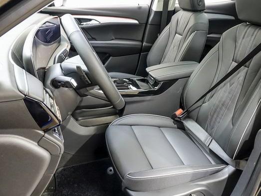 new 2025 Buick Envision car, priced at $47,670