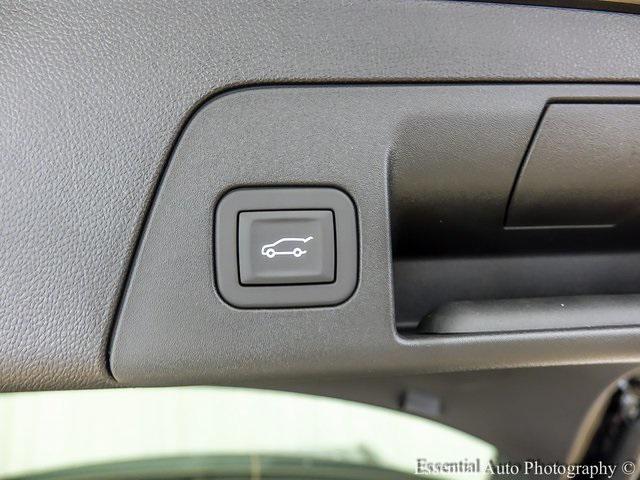 new 2025 Buick Envision car, priced at $43,955