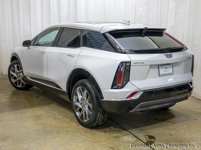 new 2025 Cadillac OPTIQ car, priced at $61,695