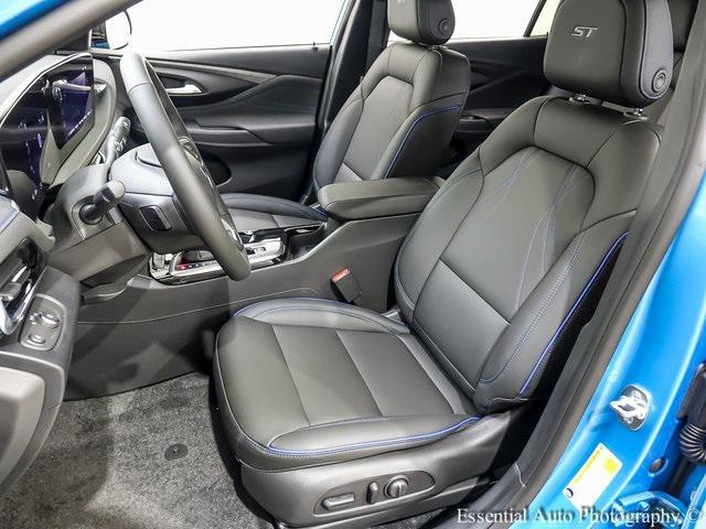 new 2025 Buick Envista car, priced at $29,875