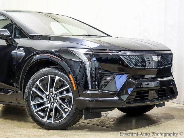 new 2025 Cadillac OPTIQ car, priced at $55,684