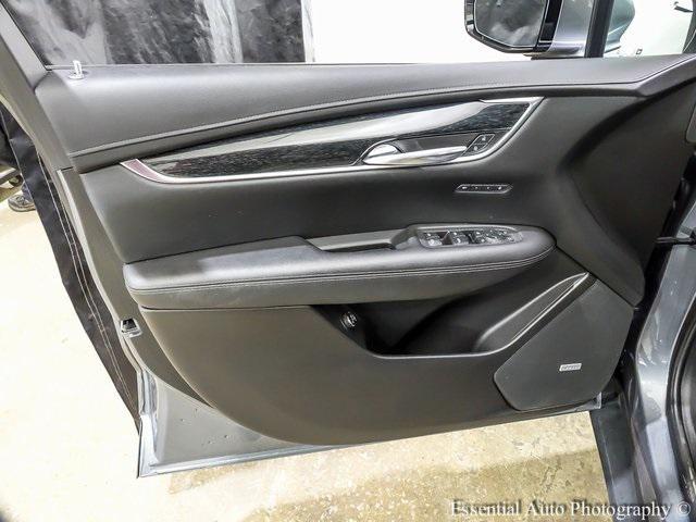 used 2021 Cadillac XT5 car, priced at $27,950