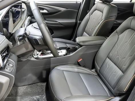 new 2025 Buick Envista car, priced at $31,835