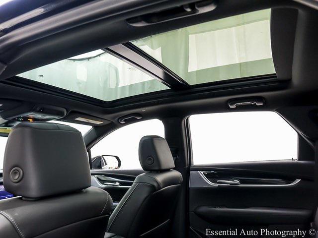 new 2025 Cadillac XT5 car, priced at $57,210