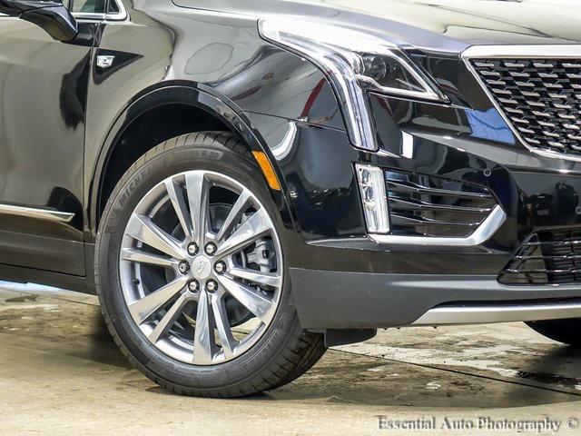 new 2025 Cadillac XT5 car, priced at $57,210