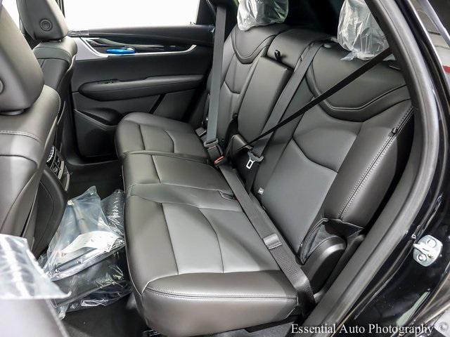 new 2025 Cadillac XT5 car, priced at $56,609