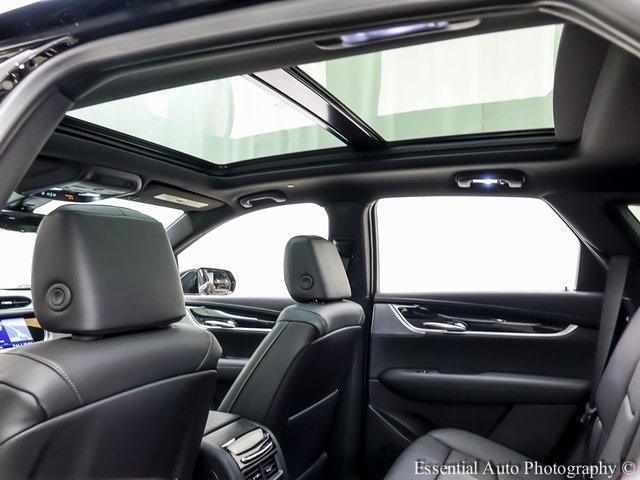 new 2025 Cadillac XT5 car, priced at $59,884