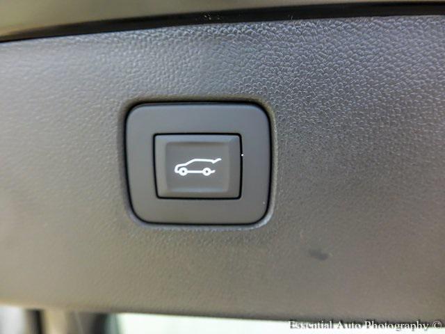 new 2025 Buick Envista car, priced at $28,000