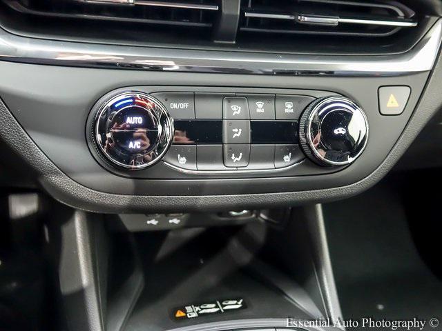 new 2025 Buick Envista car, priced at $28,000